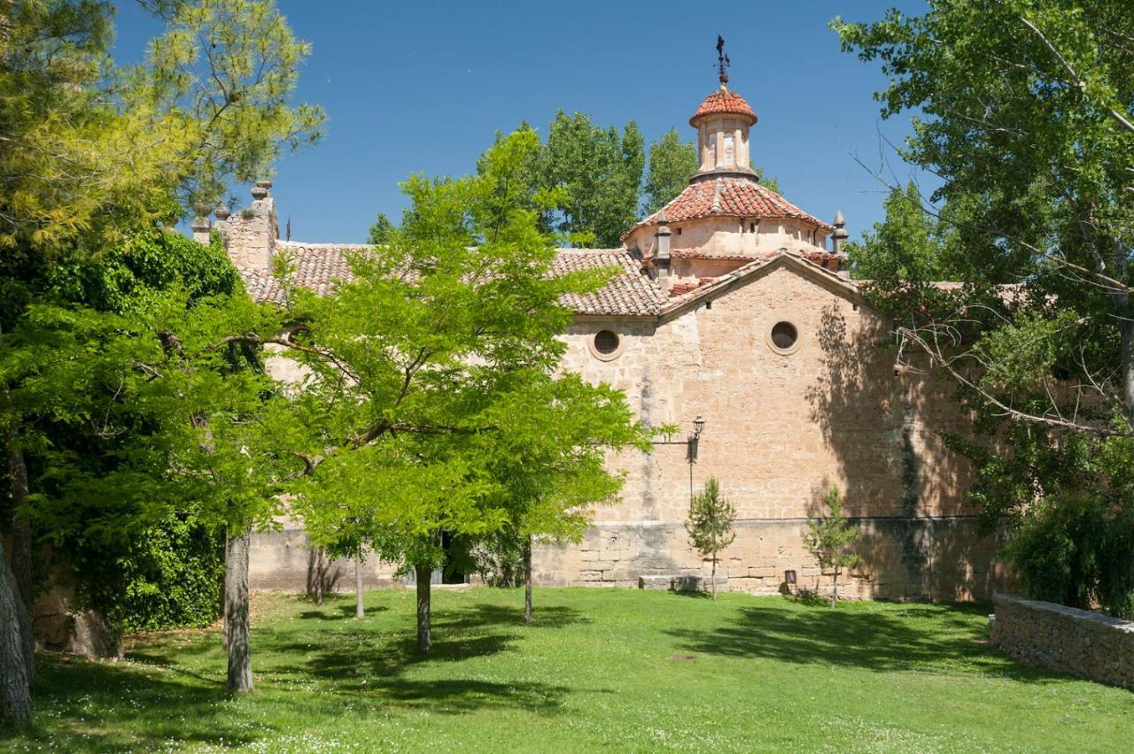 Отель Santuario Virgen De La Fuente Пеньярроия-де-Таставинс Экстерьер фото